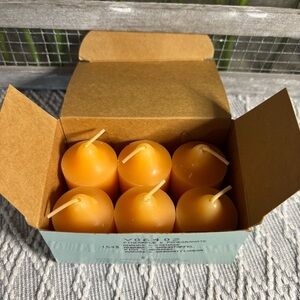 PartyLite Pineapple & Pomegranate Box of 6 Votive‎ Candles V06402